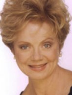 Нергис Озтюрк